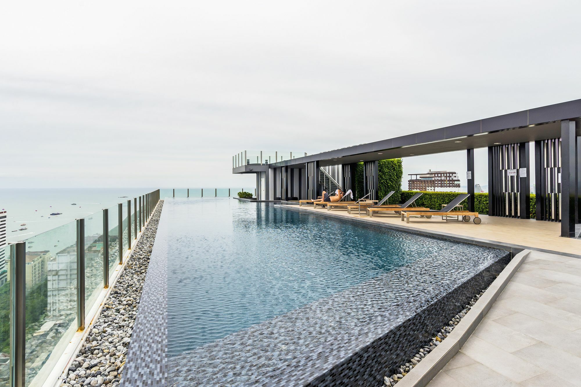 Favstay - The Base Central Pattaya Exterior foto